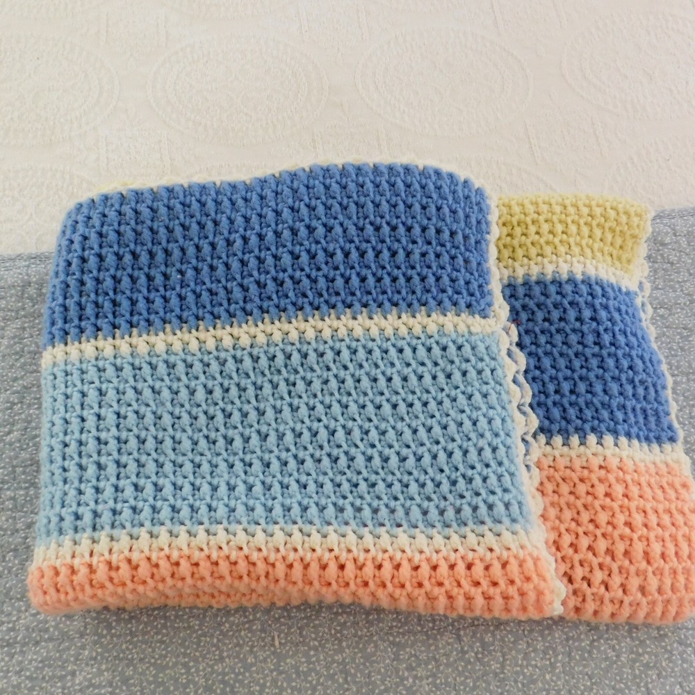 Vintage Handmade Striped Pattern‎ Knit Afghan Throw Blanket 38" x 62"
